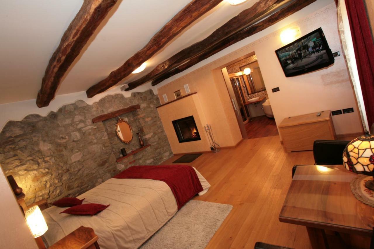 Appartamento Domacija Linc Rodik Esterno foto